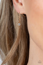 Load image into Gallery viewer, Fluttering Fanatic