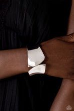 Load image into Gallery viewer, Sheared Sass-silver
