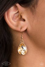 Load image into Gallery viewer, Show-Stopping Shimmer-gold
