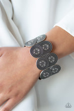 Load image into Gallery viewer, Flirtatious Florals-silver
