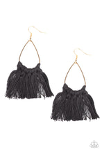 Load image into Gallery viewer, Tassel Treat-black
