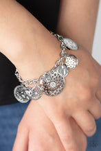 Load image into Gallery viewer, Trinket Tranquility-white
