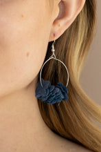 Load image into Gallery viewer, Flirty Florets-blue
