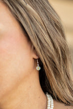 Load image into Gallery viewer, Poshly Petite-white
