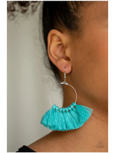 Load image into Gallery viewer, Peruvian Princess-blue
