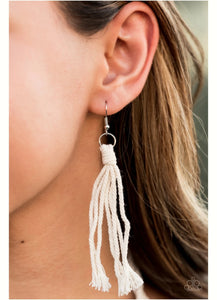 Macrame Mantra-white
