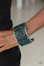 Load image into Gallery viewer, Stellar Radiance-black
